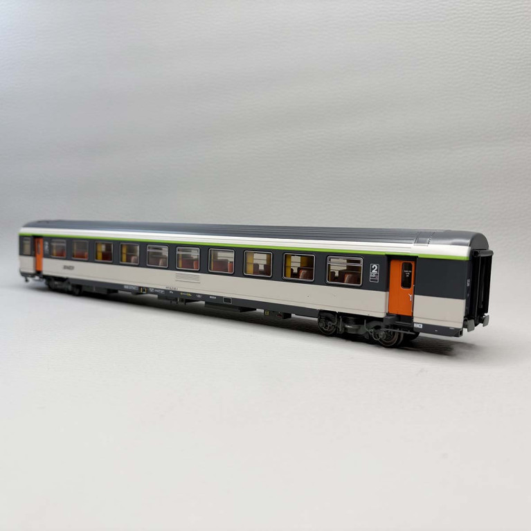 Voiture Corail VTU B10tu, logo Nouille, SNCF - LSMODELS E102