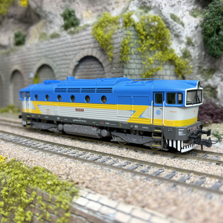 Locomotive diesel 750 183-6, ZSSK - ROCO 7310056
