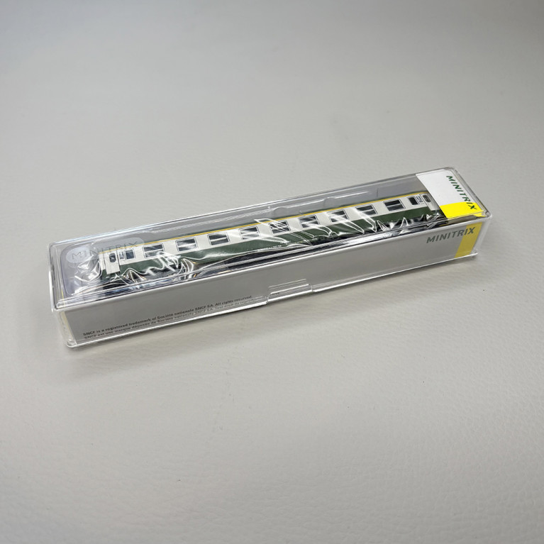 Voiture UIC, A9, 1CL, logo nouille, SNCF, Ep. V - MINITRIX 18464