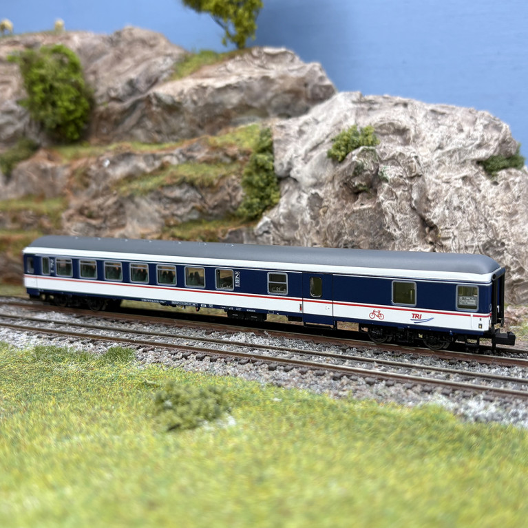 Voiture type Bduu 497.2, TRI, Train Rental - MINITRIX 18488