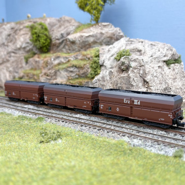 3 wagons trémie type Fad-50 OOtz, transport de charbon, DB - MINITRIX 18269
