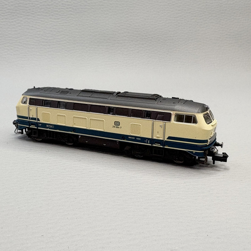 Locomotive diesel BR 215 064-7, DB - MINITRIX 16254