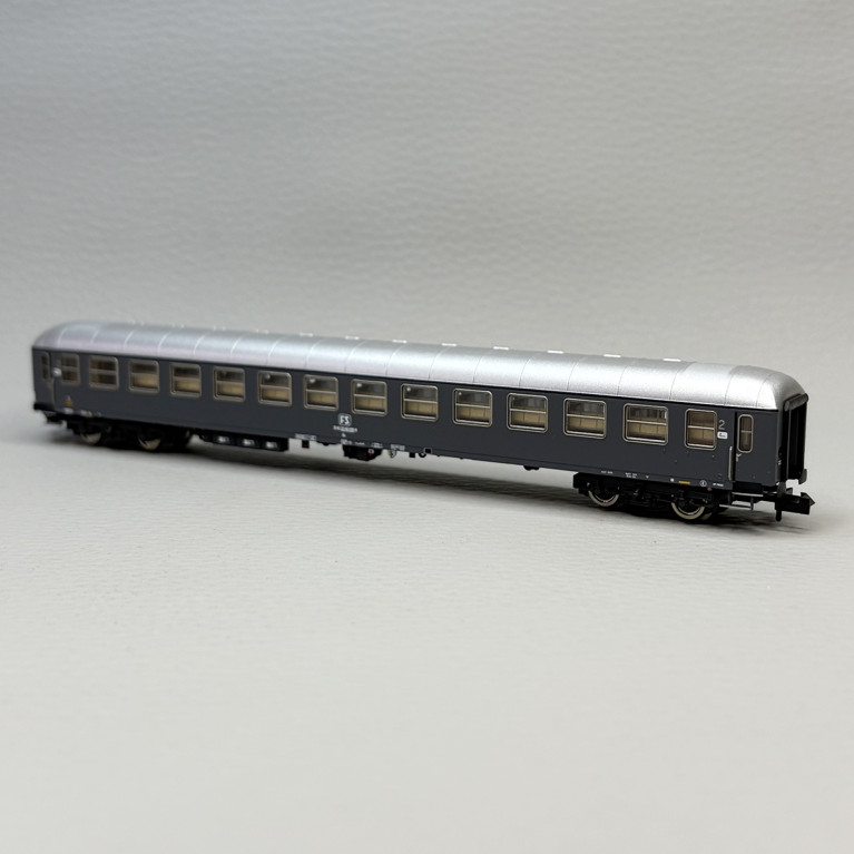 Voiture Express UIC-X type Bz, 2CL, FS - FLEISCHMANN 863962