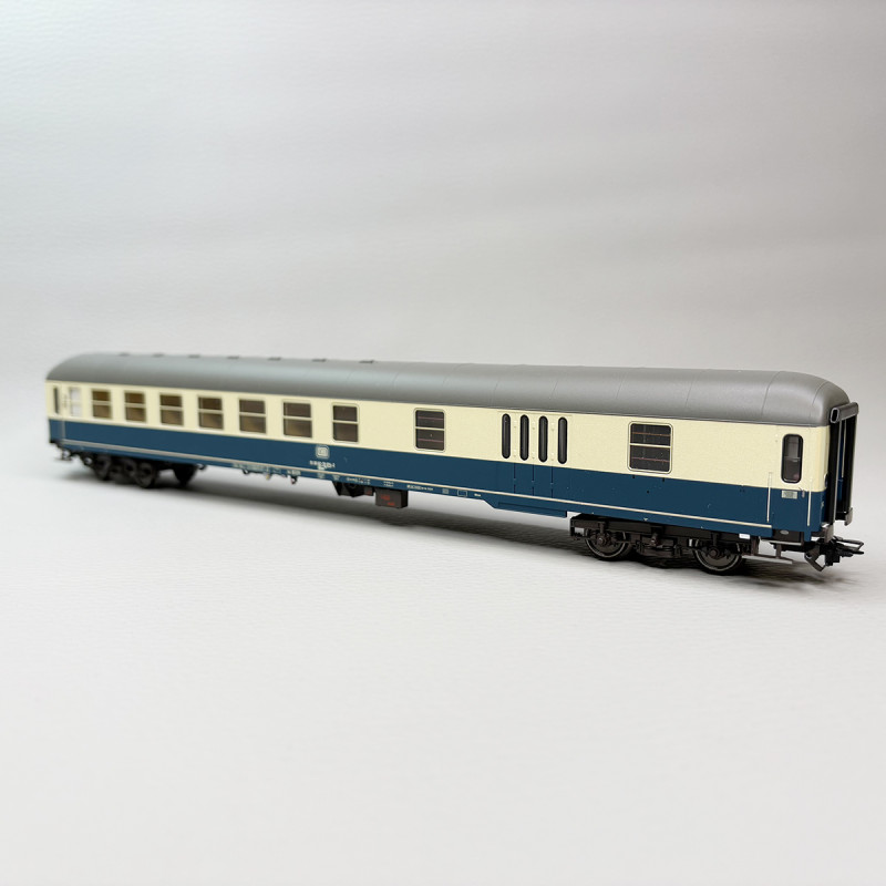 Voiture BDms, mixte 2CL / fourgon à bagages, DB - MARKLIN 43953