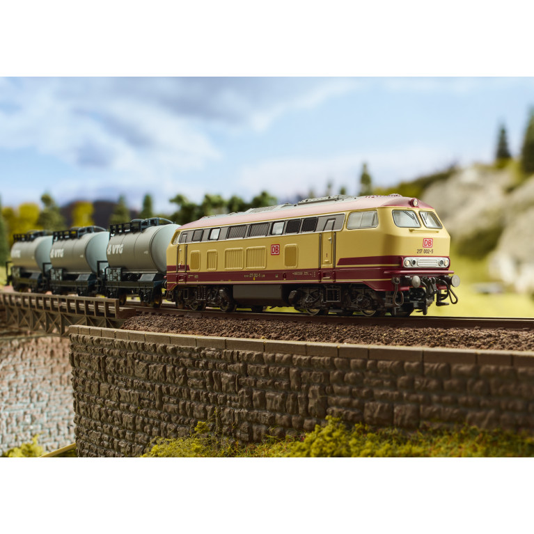 Coffret de départ locomotive diesel avec 3 wagons, Ep. VI, digital – Minitrix 11160