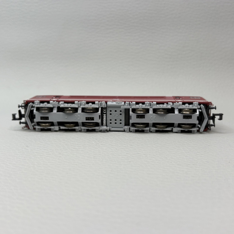 Locomotive électrique BR E 250 137-7, DR / GDR - MINITRIX 16651