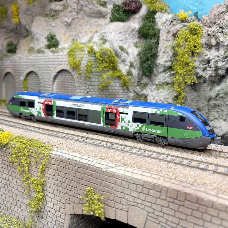 Autorail diesel X 73554 "Limousin", SNCF - JOUEF HJS2467S