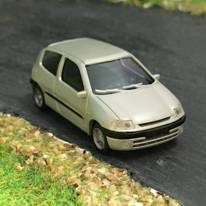 Renault Clio 2  gris boréal 3 portes -HO-1/87-AWM SAI 2282