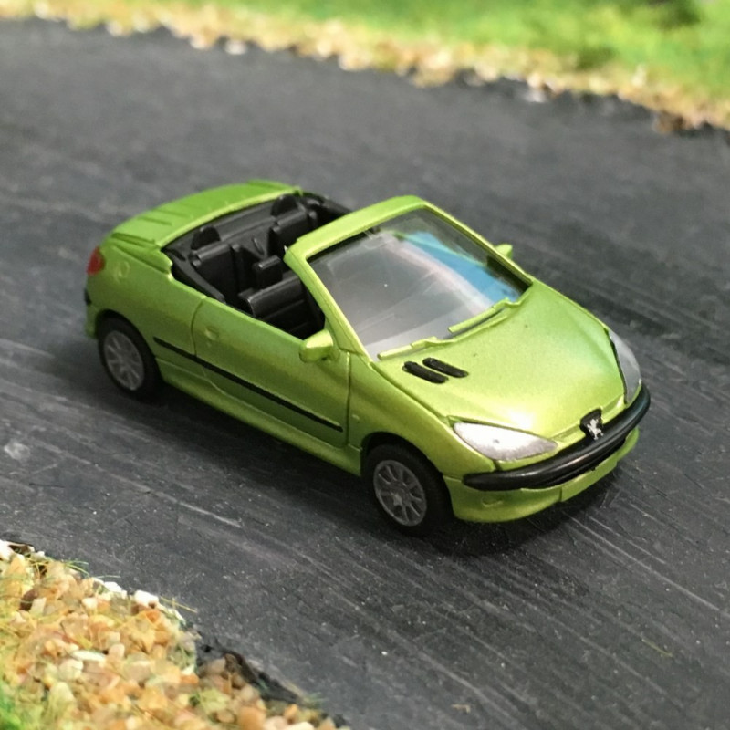 Peugeot 206 CC vert Maori métallisé cabriolet -HO-1/87-AWM SAI 2196