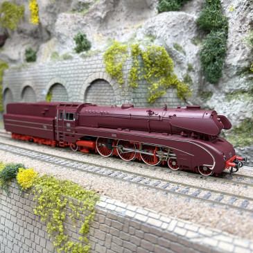 Locomotive à vapeur 10 001, DB, Ep. III - ROCO 7100015 - HO 1/87