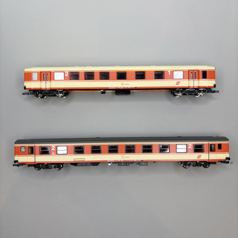 2 voitures, Bmpz 2CL et ABp mixte 1/2CL, "Arlberg Express", ÖBB - ROCO 6200079