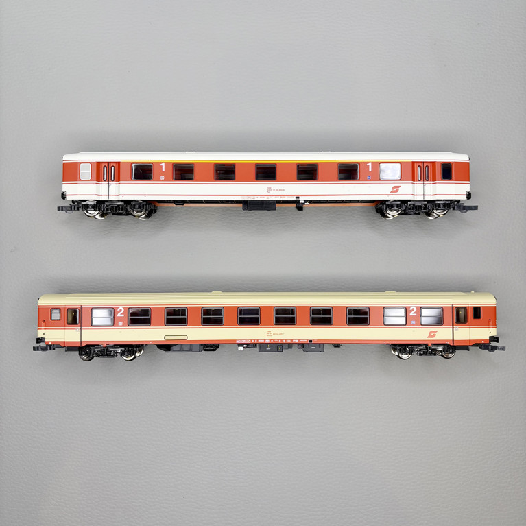 2 voitures, Bmpz 2CL et AP 1CL, "Arlberg Express", ÖBB - ROCO 6200078