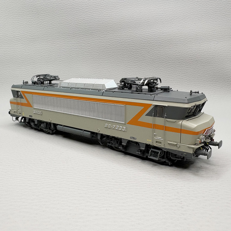 Coffret grand confort SNCF "Etendard" - LSMODELS 11004 - HO 1/87