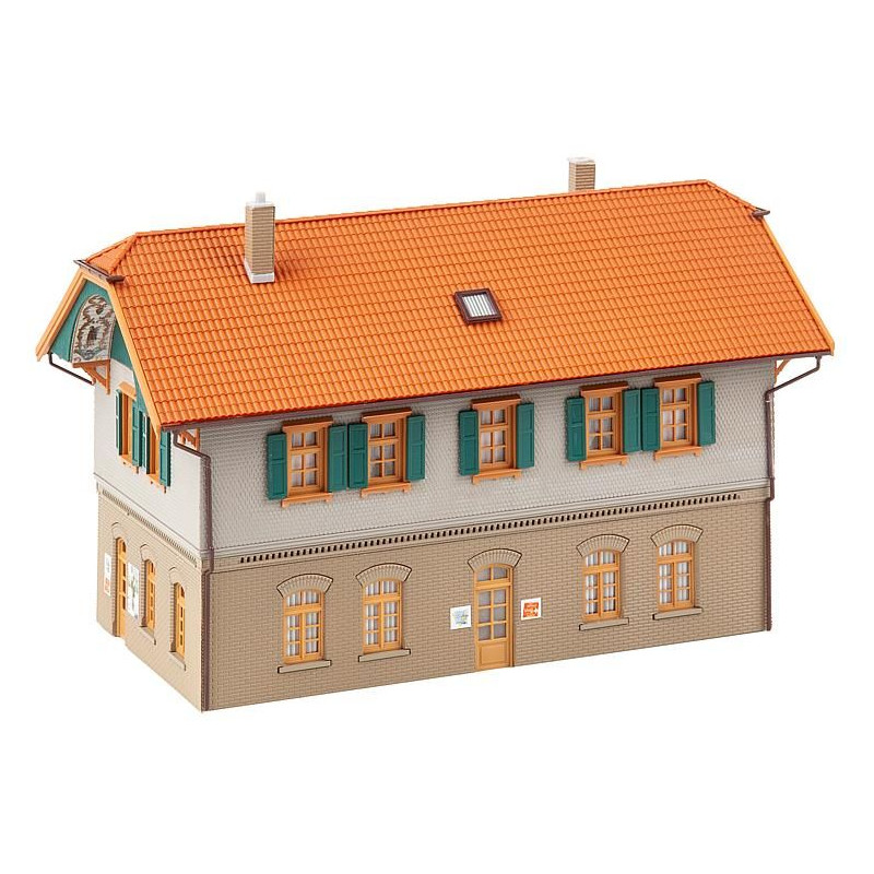 Maison d'habitation avec boutique villageoise  - Faller 130595