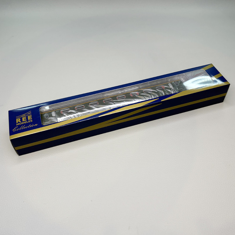 Voitures allégée "Saucisson", toit noir, 1CL, A8, SNCF - REE VB-496
