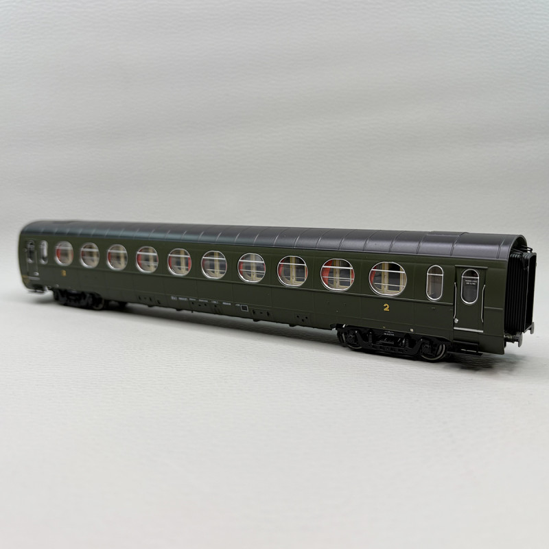 Voitures allégée "Saucisson", toit noir, 2CL, B10, SNCF - REE VB-498