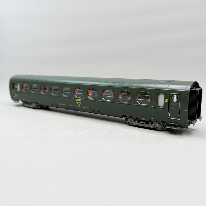 Voiture allégée "Saucisson", toit vert, B10, 2CL, SNCF - REE VB-503