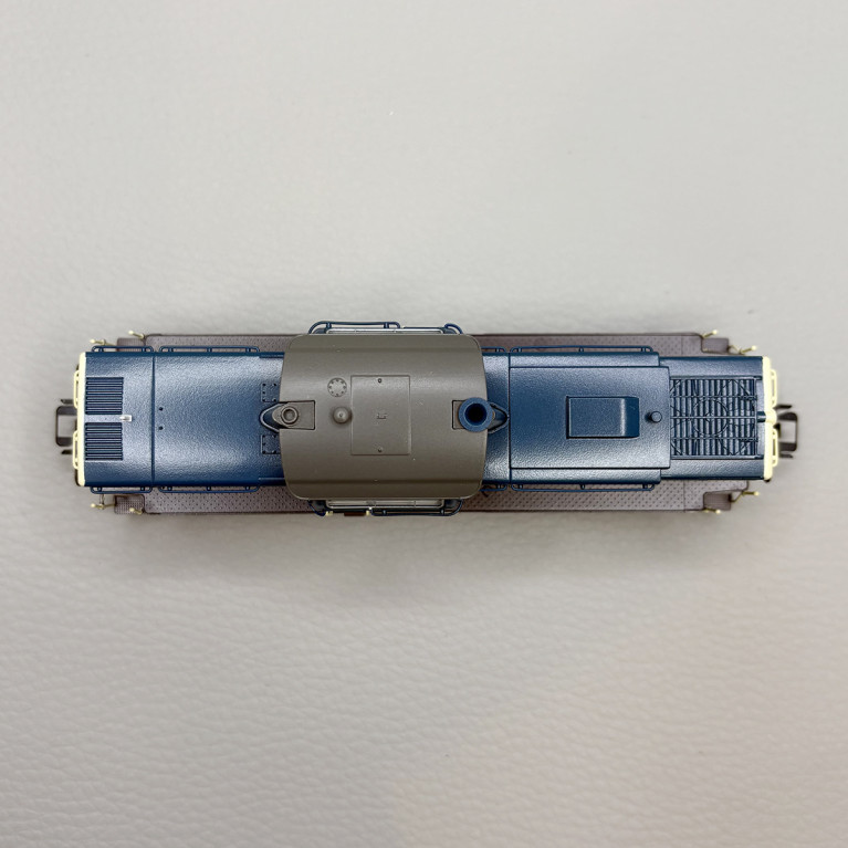 Locomotive diesel 211 140-9, DB - MARKLIN 38100