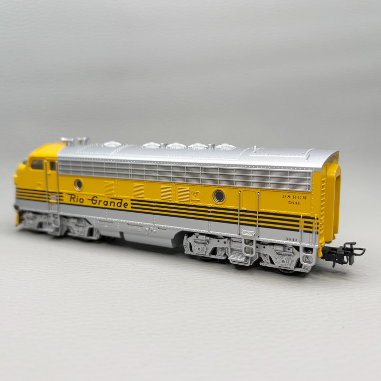 Locomotive diesel EMD F75641, Rio Grande, USA - MARKLIN 30601