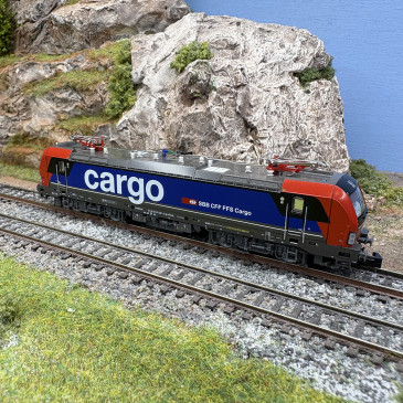 Locomotive électrique Vectron 193 051-0, SBB Cargo, Ep. VI - HOBBYTRAIN H30178 - N 1/160