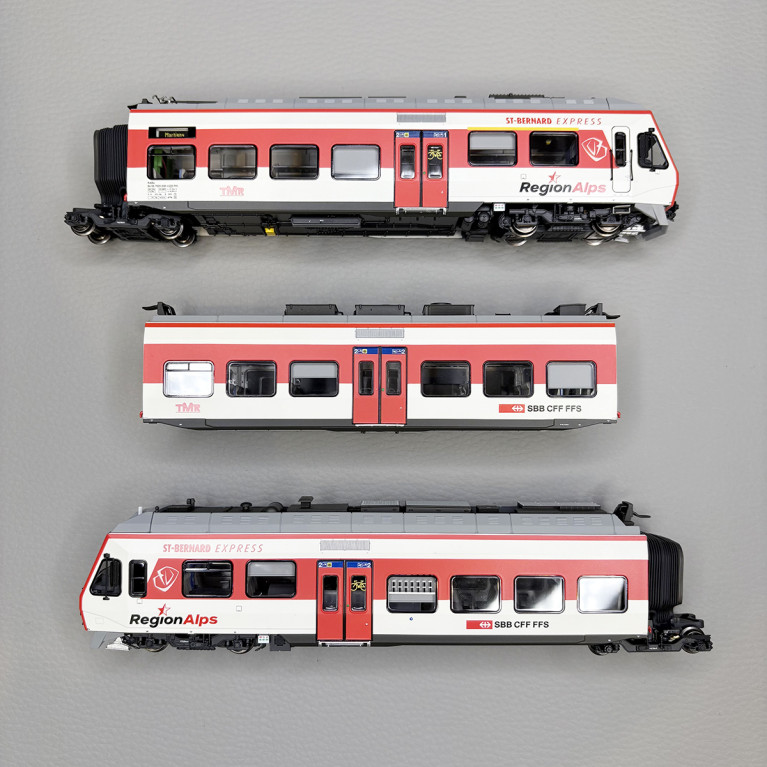 Automotrice RA 39 RegionAlps "St Bernard Express", 3 éléments, TMR / SBB, Ep. VI - LSMODELS 17200DC