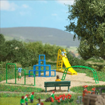 Ensemble d'action : Aire de jeux - BUSCH 79830 - HO 1/87