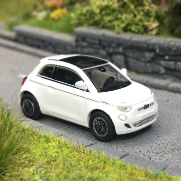 FIAT 500e Blanche, 2020 - PCX870561 - HO 1/87