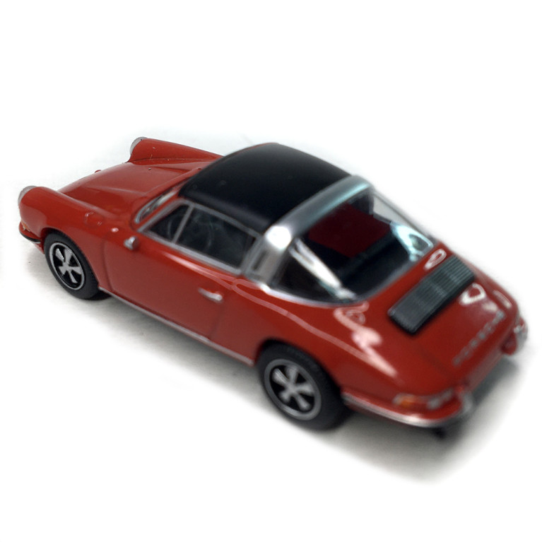 Porsche 911 Targa, rouge, 1966- BREKINA 16270 - HO 1/87