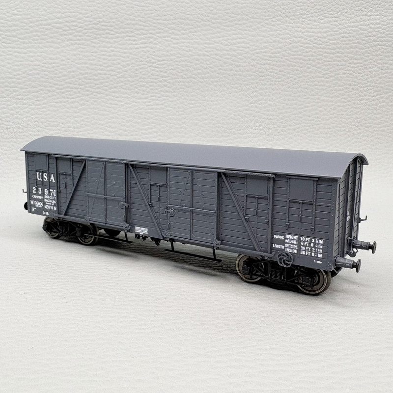 Wagon couvert TP, 4 portes, gris, USA - REE WB-915