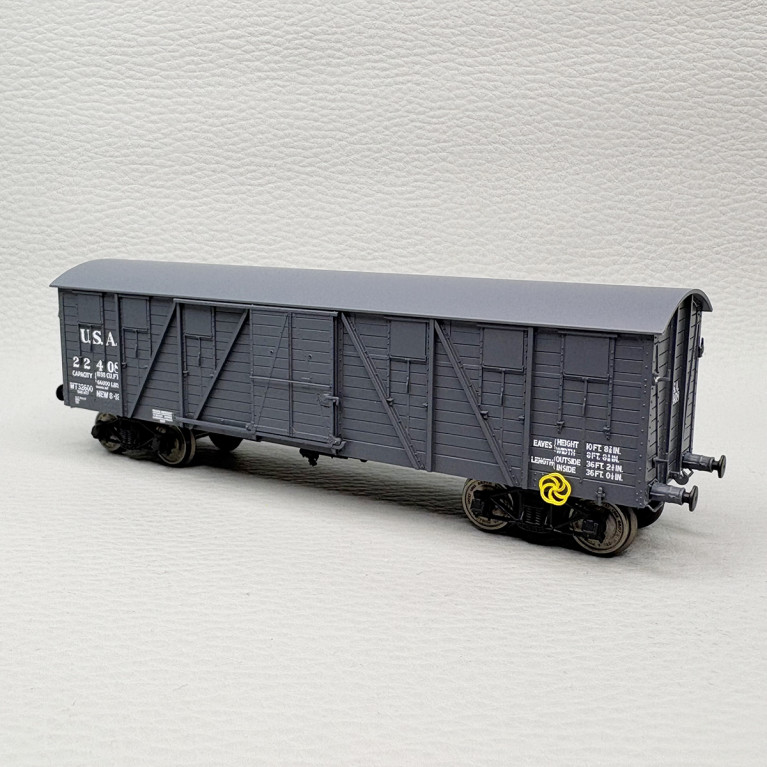 Wagon couvert TP, 4 portes, gris, USA - REE WB-914