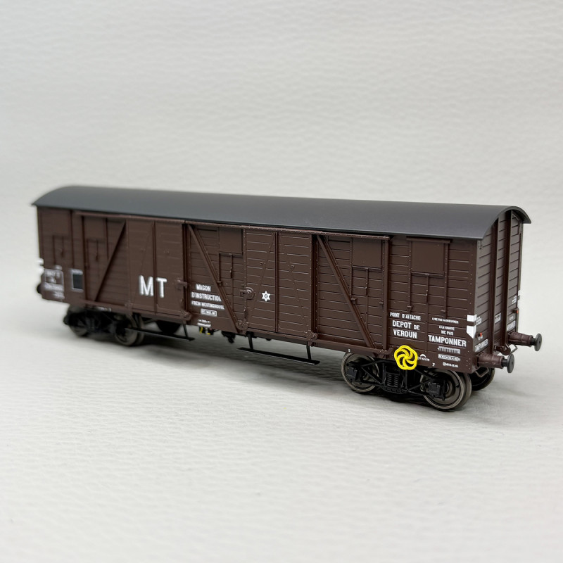 Wagon couvert TP, 4 portes, "MT", SNCF - REE WB-911
