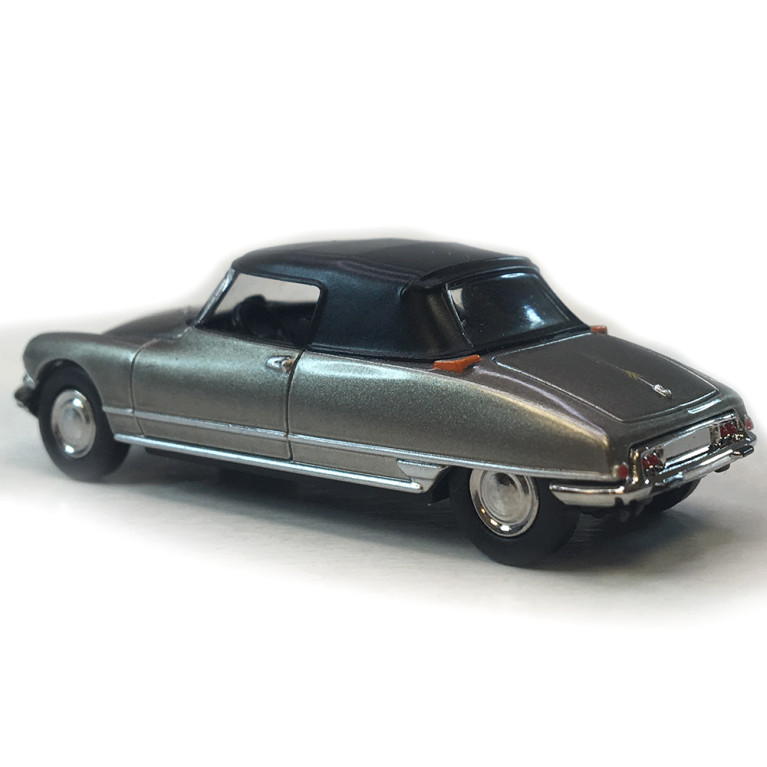 Citroën DS 19 cabriolet capote fermé, gris nacré, 1963 - SAI 7811 - HO 1/87
