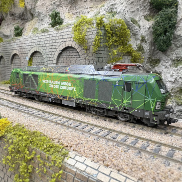 Locomotive électrique BR 248, "Vectron Dual Mode", BUG, Ep. VI, digital son - TRIX 25295 - HO 1/87