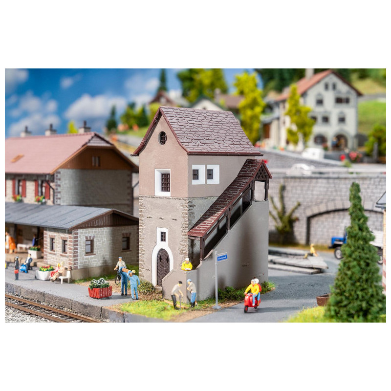 Faller F242315 - Manège Motorisé - Modélisme Ferroviaire - À Monter