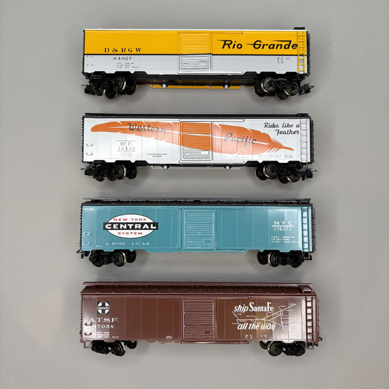 4 wagons marchandises "Boxcar", USA, Tin Plate - MARKLIN 45712