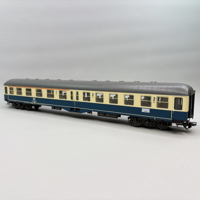 Voiture voyageurs type ABylb 411, mixte 1/2CL, DB - MARKLIN 43127