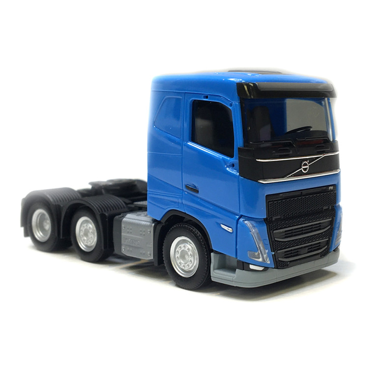 Tracteur à toit plat Volvo FH 3 essieux (6x2), bleu ciel - HERPA 313735-003 - HO 1/87