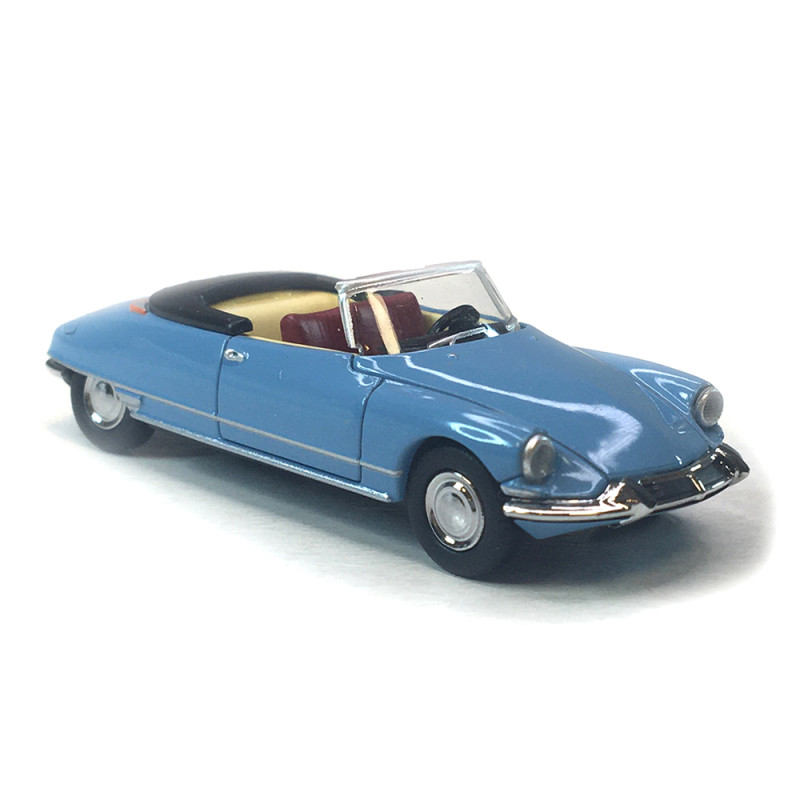 AU708 SUN STAR PLATINIUM 1/18 CITROEN DS 19 CABRIOLET BLEU 1963 Ref 4742 AU708 SUN STAR PLATINIUM 1/18 CITROEN DS 19 CABRIOLET BLEU 1963 Ref 4742