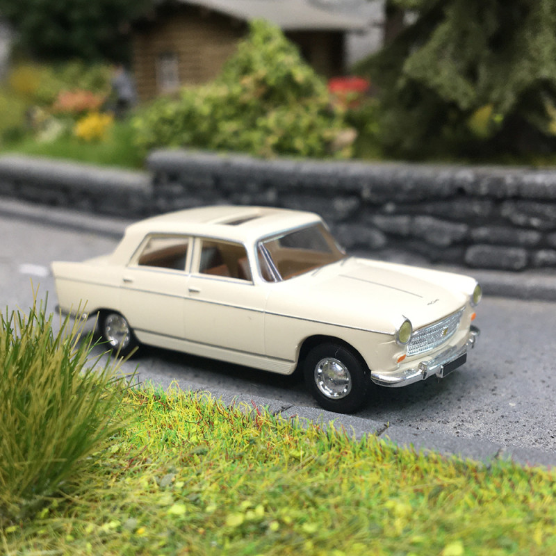Peugeot 404 blanche, toit ouvrant 1960 - SAI 2130 - HO 1/87