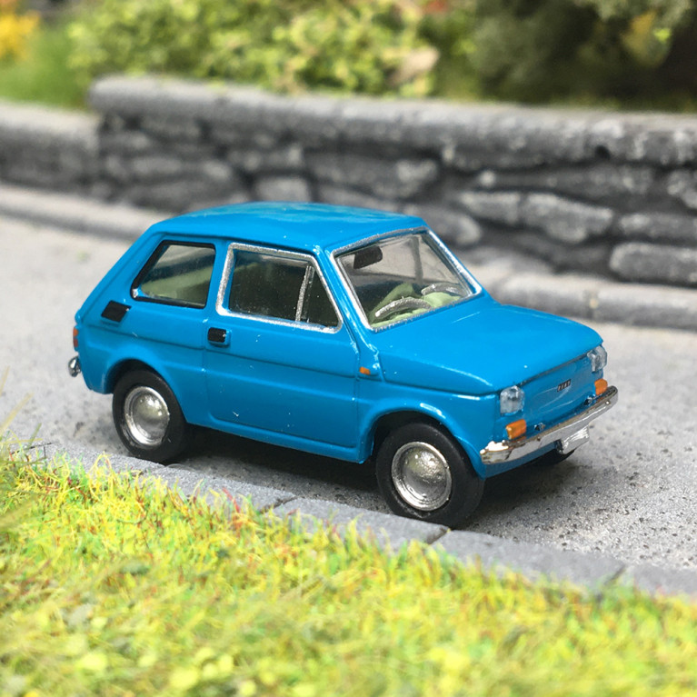 Fiat 126, bleue, 1972 - BREKINA 22370 - HO 1/87