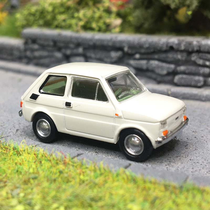 Fiat 126, blanche, 1972 - BREKINA 22369 - HO 1/87