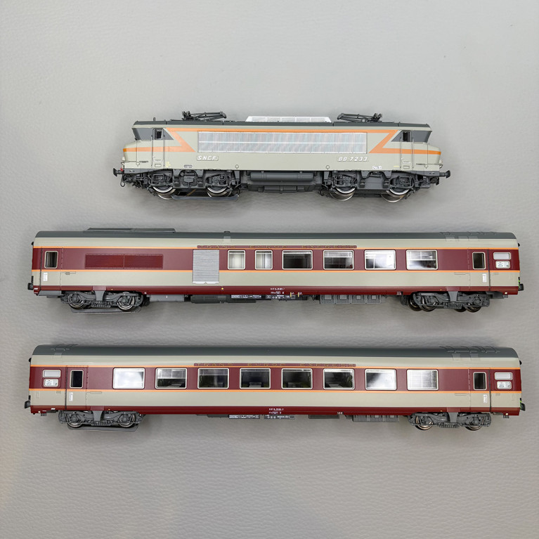 Coffret grand confort SNCF "Etendard" - LSMODELS 11504 - HO 1/87