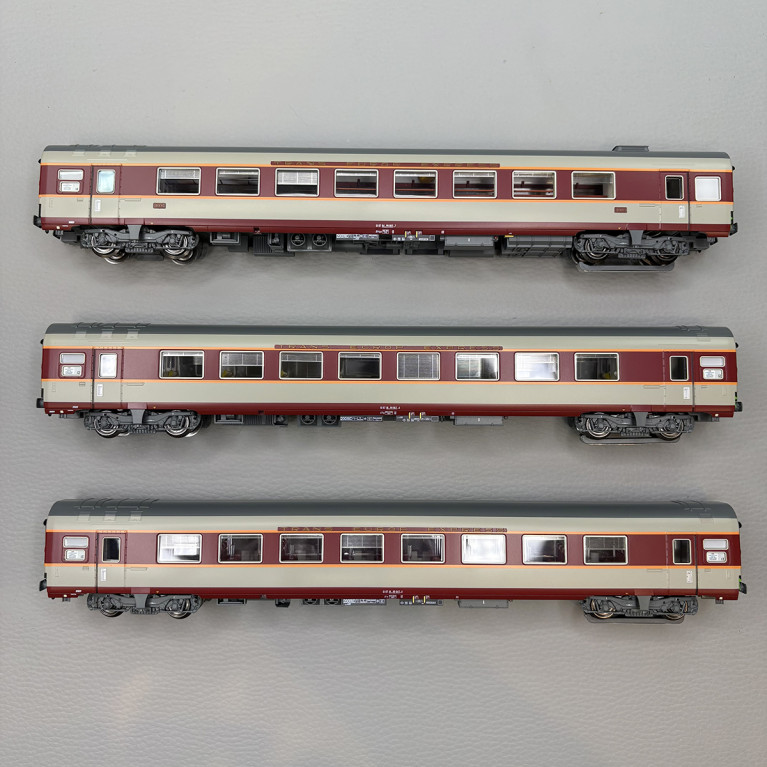 Voitures grand confort SNCF "Etendard" - LSMODELS 40084AC - HO 1/87