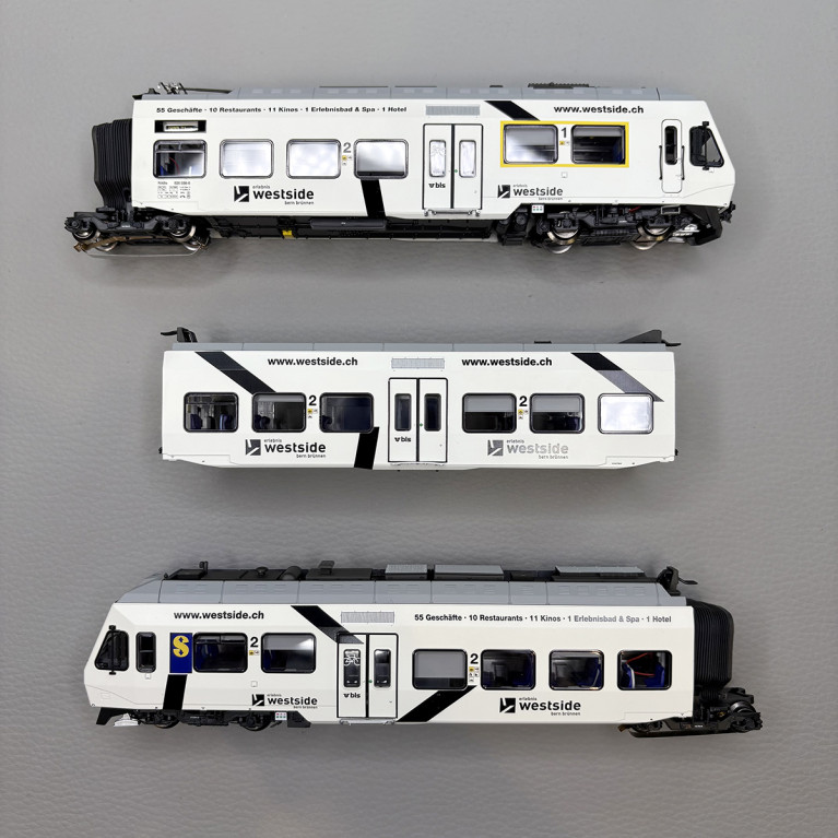 Automotrice RaBe 525 038-6 NINA "Westside", 3 éléments, BLS - LSMODELS 17203AC