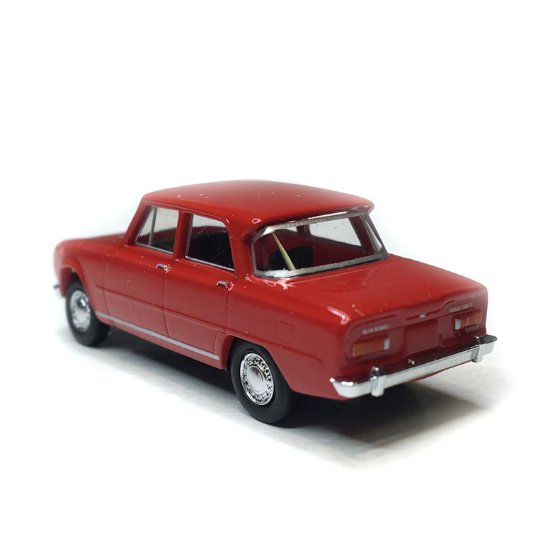 Alfa Romeo Giulia 1300, rouge, 1964 - BREKINA 29508 - HO 1/87