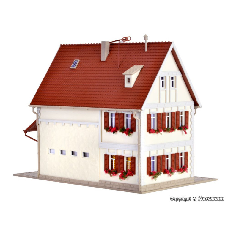 Boulangerie Lang avec intérieur et éclairage LED, kit fonctionnel - VOLLMER 43633 - HO-1/87 pour modélisme ferroviaire