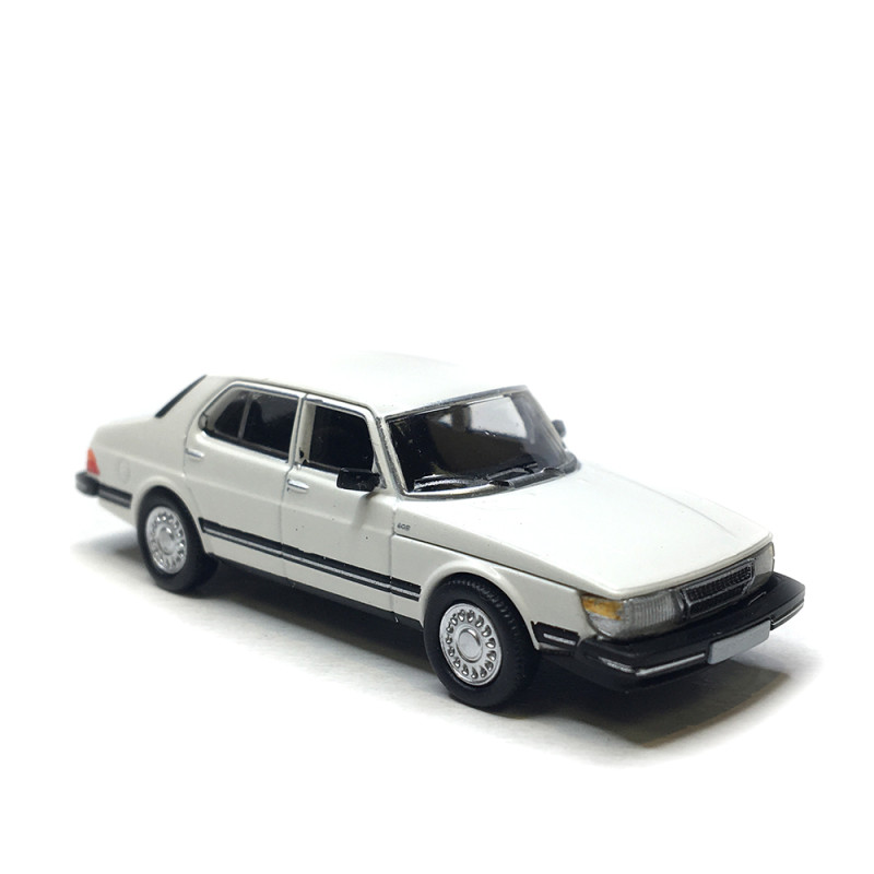 Saab 900 berline, blanc, 1981 - PCX870757 - HO 1/87