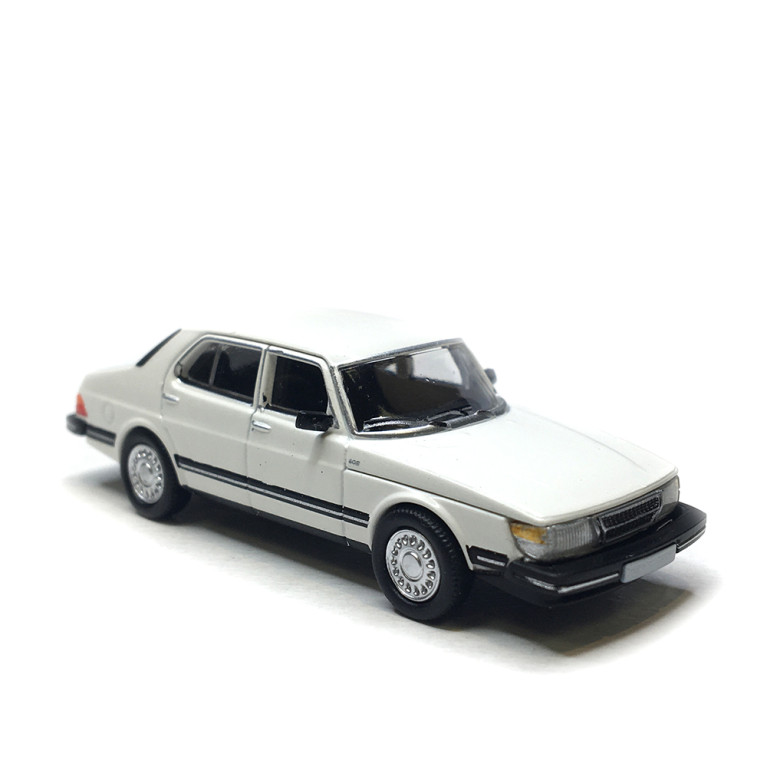 Saab 900 berline, blanc, 1981 - PCX870757 - HO 1/87