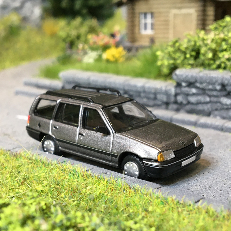 Opel Kadett E Caravan, gris, 1989 - PCX870498 - HO 1/87