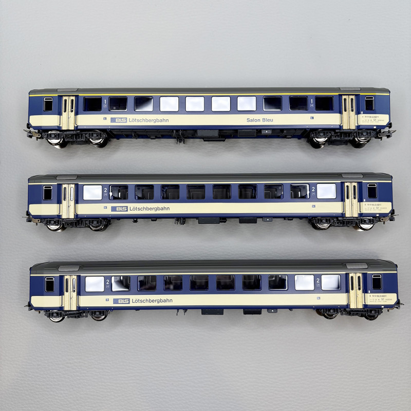 3 voitures unifiées type EW I, "Train bleu", BLS - PIKO 96092